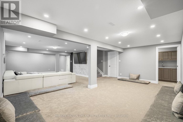 28034591/43-angel-heights/stittsville-south/ottawa/ontario/K2S2N2_41