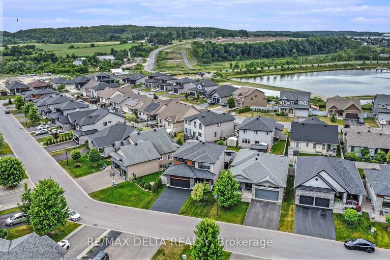 28523245/45-granite-street/clarencerockland-twp/clarence-rockland/ontario/K4K0H7_42