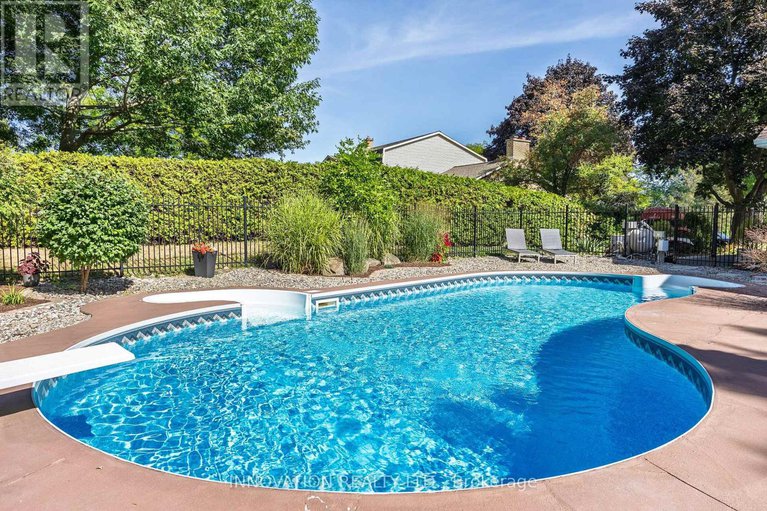 28869608/5558-south-island-park-drive/manotick-long-island-nicholls-island/ottawa/ontario/K4M1J2_45