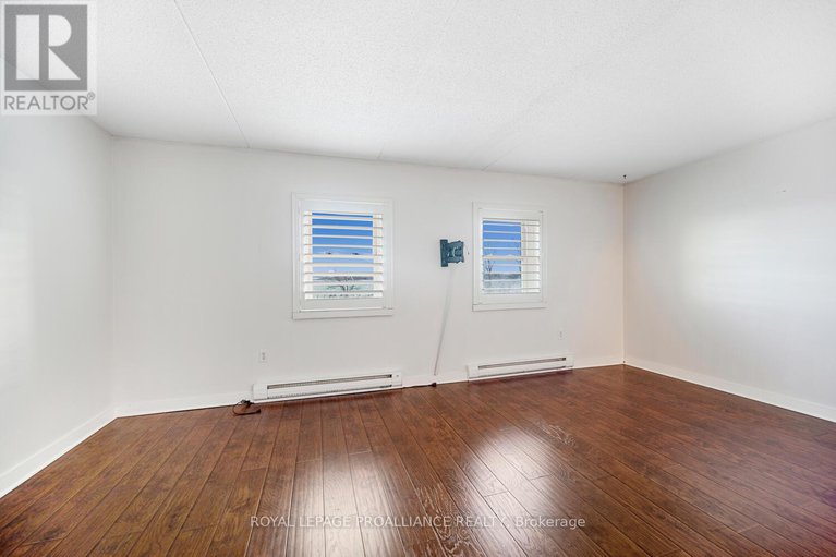 29141400/119-235-water-street/prescott/prescott/ontario/K0E1T0_19