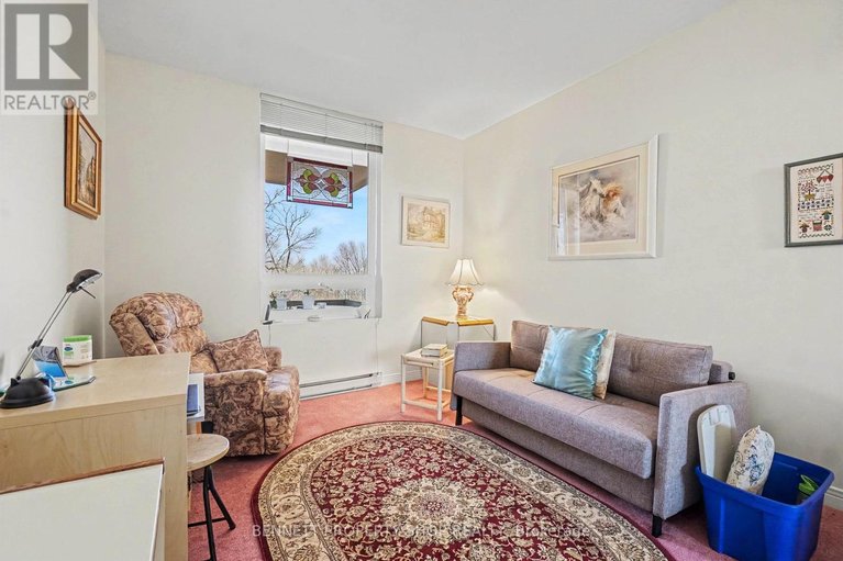 29677262/305-3099-carling-avenue/bayshore/ottawa/ontario/K2H5A6_13