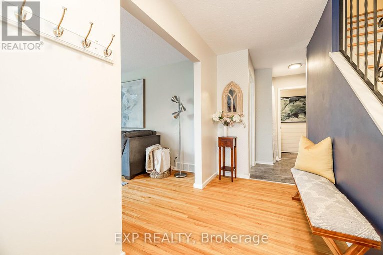 29419264/130-banning-road/glencairnhazeldean/ottawa/ontario/K2L1C4_9