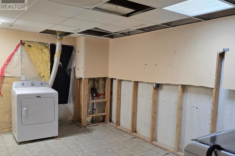 29279003/212-mcelroy-drive/glencairnhazeldean/ottawa/ontario/K2L1Y1_10