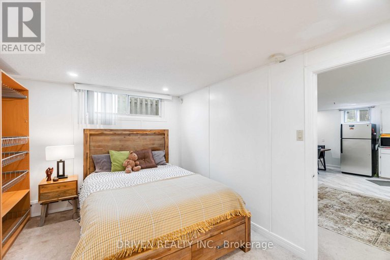 29237590/1266-walkley-road/ellwood/ottawa/ontario/K1V6P7_35