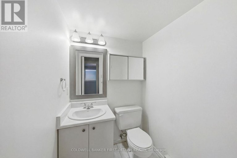 29622144/402-222-guigues-avenue/lower-townbyward-market/ottawa/ontario/K1N5J2_15