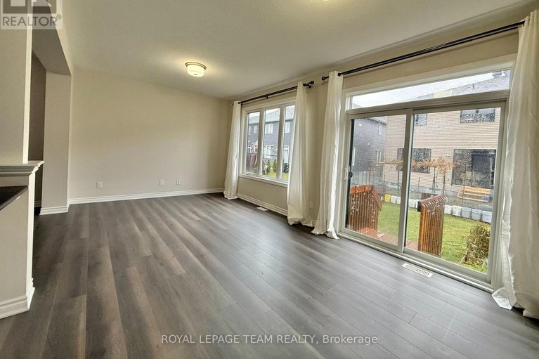 29057965/709-megrez-way-e/half-moon-bay/ottawa/ontario/K2J6S9_3