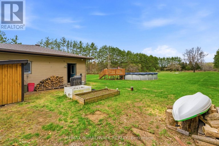 29674449/1671-oneill-road/north-grenville-twp-kemptville-south/north-grenville/ontario/K0G1S0_40
