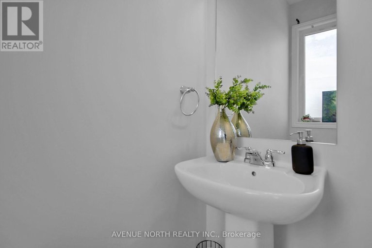 28714761/4772-abbott-street-e/emerald-meadowstrailwest/ottawa/ontario/K2V0L4_7