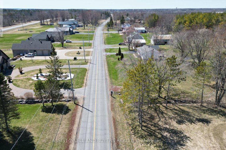 28192939/15206-colonial-drive/south-stormont-osnabruck-twp/south-stormont/ontario/K0C1M0_37