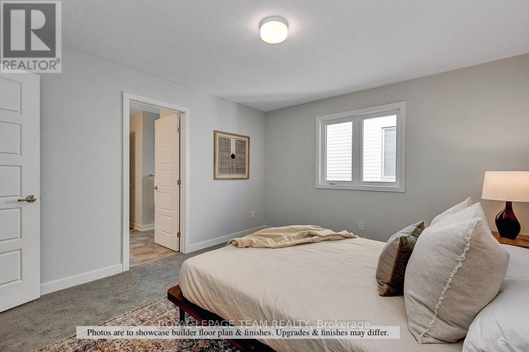 29466227/1040-charolais-place/goulbourn-twp-from-franktown-rdsouth-to-rideau/ottawa/ontario/K0A2Z0_28