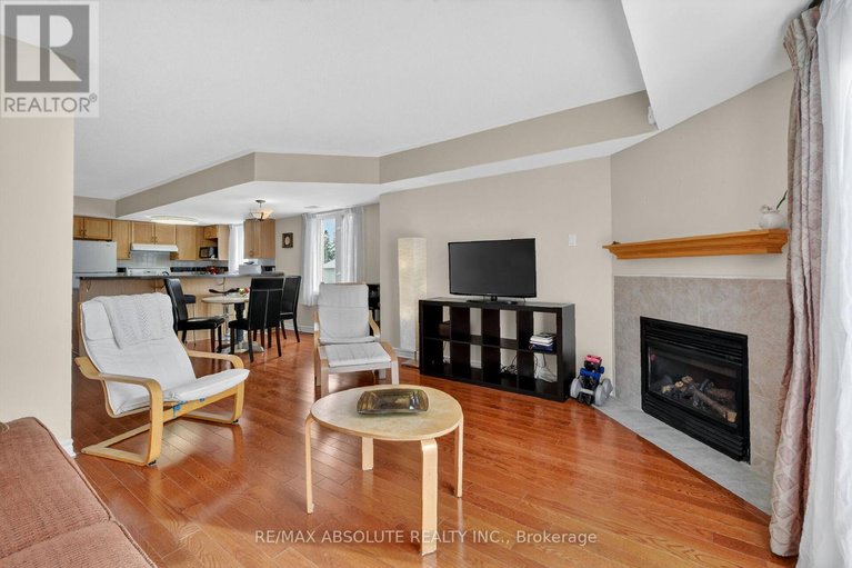 29485306/117-tall-pines-private/leslie-park/ottawa/ontario/K2H1H1_13