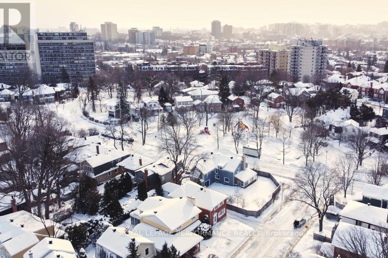 29349963/6-elmdale-avenue/lindenlea/ottawa/ontario/K1M1A4_49