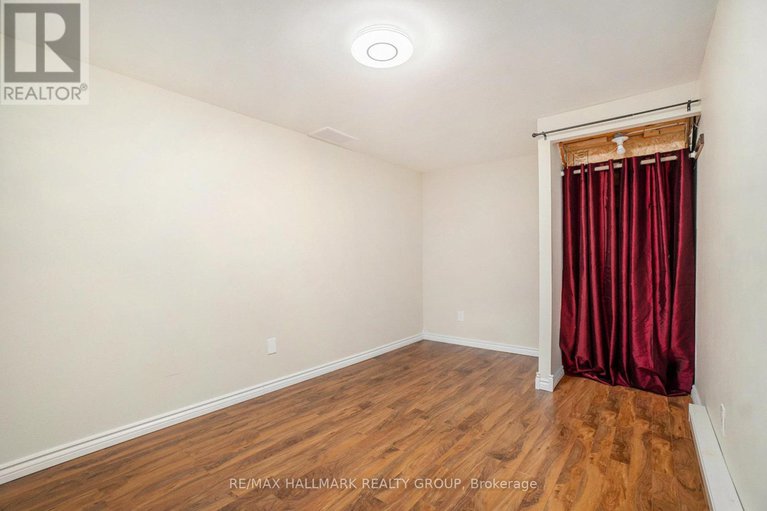 28792795/1611-belcourt-boulevard/orleanssunridge/ottawa/ontario/K1C1M3_27