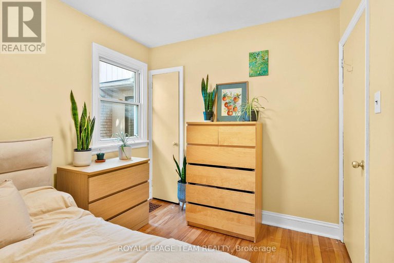 29301931/421-greenwood-avenue/laurentianview/ottawa/ontario/K2A0X5_11