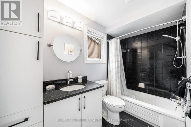 28315762/437-rougemount-crescent/fallingbrookgardenway-south/ottawa/ontario/K4A2Z1_12
