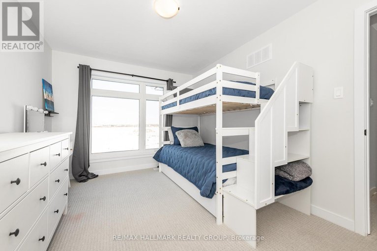 29405995/2260-copperhead-street/mer-bleuebradley-estatesanderson-park/ottawa/ontario/K1W4W6_37