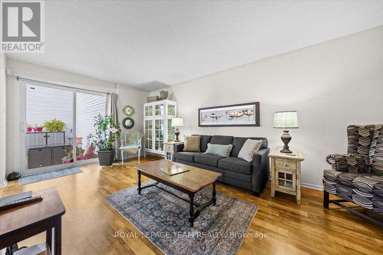 29582797/221-3310-southgate-road/south-keys/ottawa/ontario/K1V8X4_13