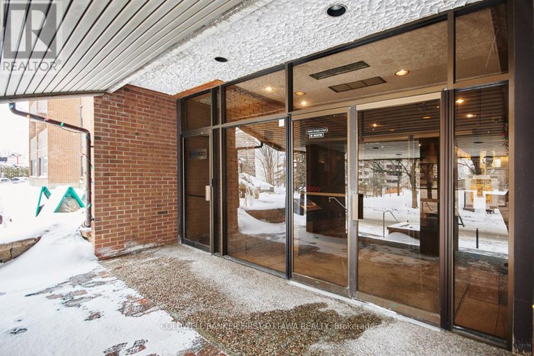 29326516/1107-1100-ambleside-drive/woodroffe/ottawa/ontario/K2B8G6_4