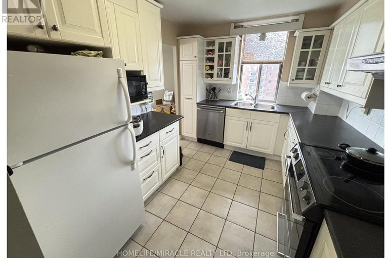 28451294/1409-2760-carousel-crescent/emerald-woodssawmill-creek/ottawa/ontario/K1T2N4_40