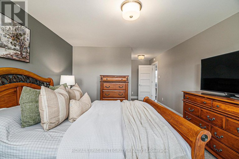 28646652/153-lyon-street/embrun/russell/ontario/K0A1W0_23