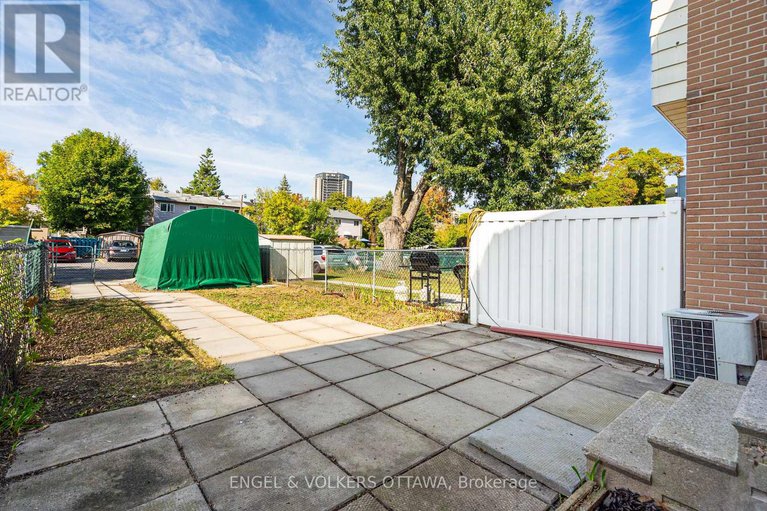 28917189/933-greenbriar-avenue/carleton-heights/ottawa/ontario/K2C0J8_38