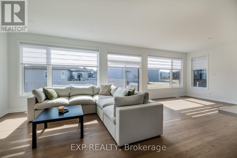 28461204/1245-diamond-street/clarencerockland-twp/clarence-rockland/ontario/K4K0M5_12