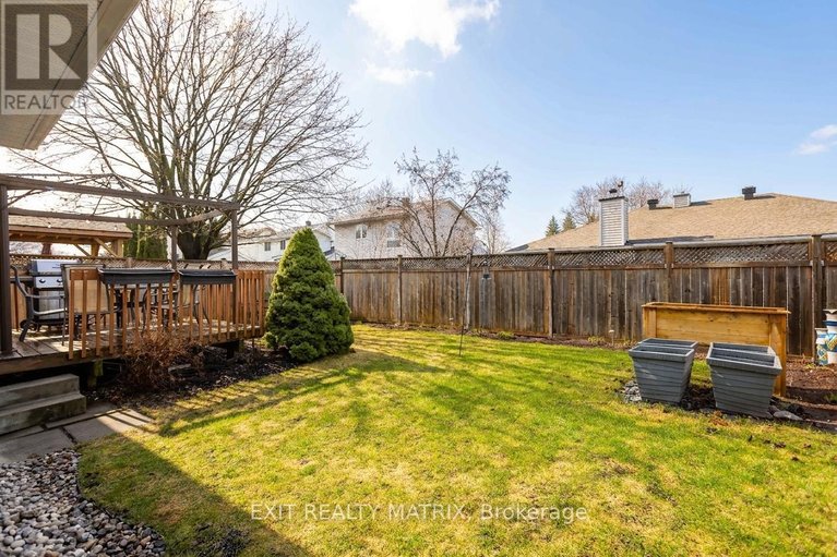 29636686/555-apollo-way/fallingbrookpineridge/ottawa/ontario/K4A1V1_40