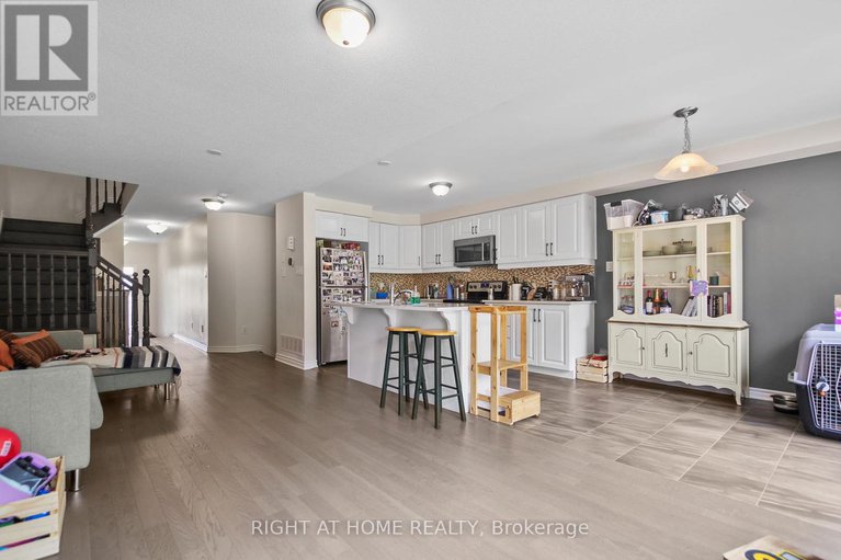 28670331/209-hartsmere-drive/stittsville-south/ottawa/ontario/K2S0X8_11