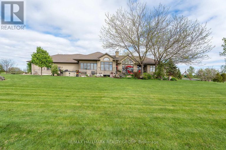 28343367/6980-mansfield-road/btwn-franktown-rd-fallowfield-rd/ottawa/ontario/K2S1B8_42