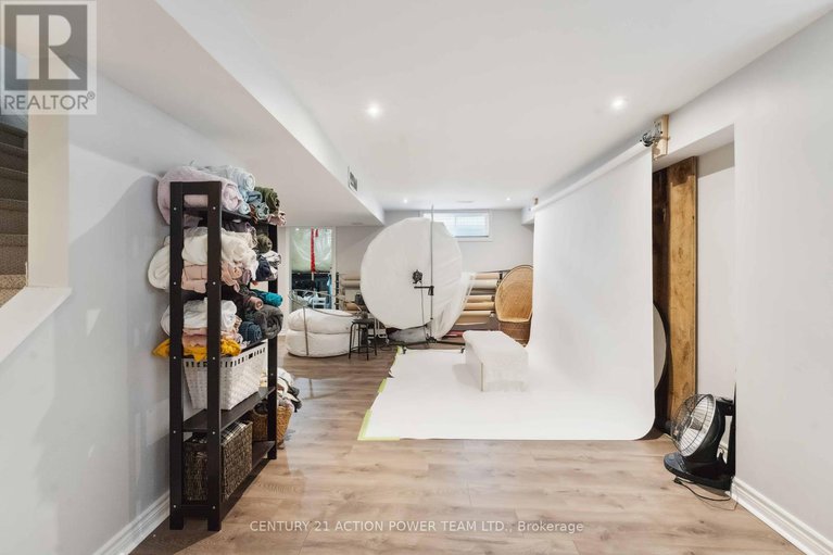 28609909/2101-hallendale-street/springridgeeast-village/ottawa/ontario/K4A4S1_36