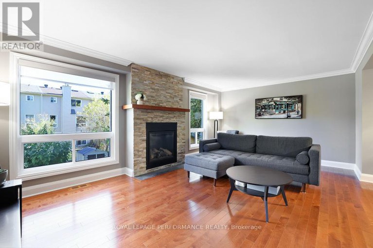 28992584/21-arbordale-crescent/centrepointe/ottawa/ontario/K2G5C7_17