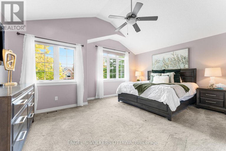 28911455/22-friendly-crescent/stittsville-south/ottawa/ontario/K2S2B6_27