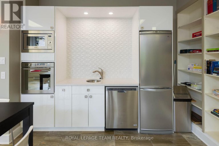 28640846/1508-40-landry-street/vanier/ottawa/ontario/K1L8K4_35