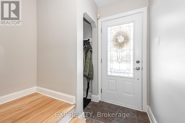 29307640/524-wolffdale-crescent/overbrookcastle-heights/ottawa/ontario/K1K1N5_4
