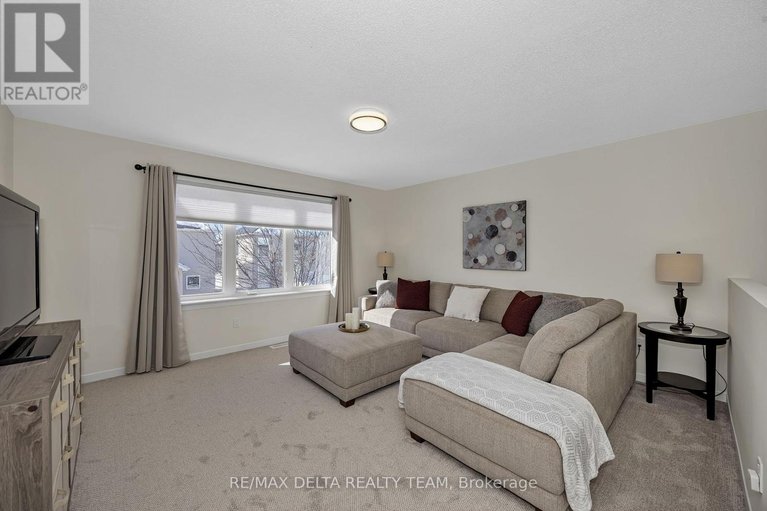 29595405/1889-montmere-avenue/notting-hillsummerside/ottawa/ontario/K4A0E7_21