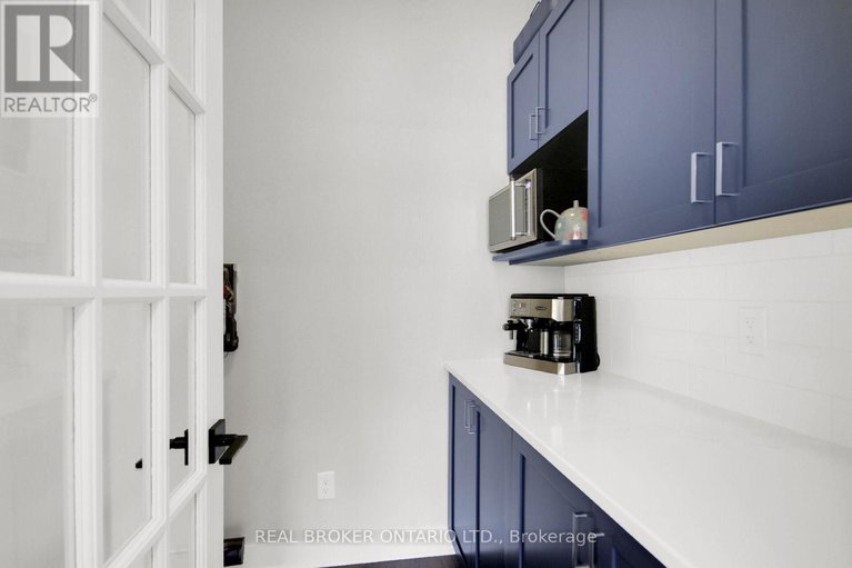 28766291/134-crevasse-road/mer-bleuebradley-estatesanderson-park/ottawa/ontario/K1W0P9_13