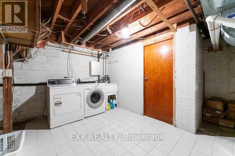 28608756/6-lyall-street/city-viewskylinefisher-heightsparkwood-hills/ottawa/ontario/K2E5G6_28