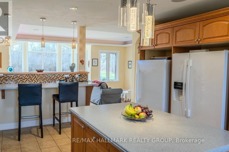 29654321/21-skeel-court/btwn-franktown-rd-fallowfield-rd/ottawa/ontario/K0A1B0_8