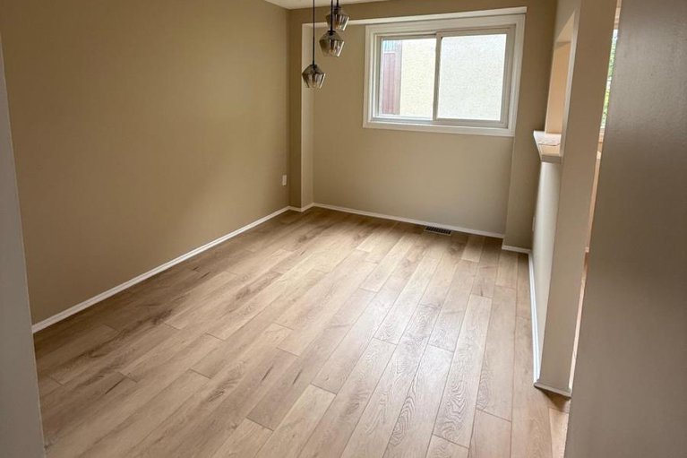 28397322/1295-bethamy-lane/beacon-hill-south/ottawa/ontario/K1J8P3_9