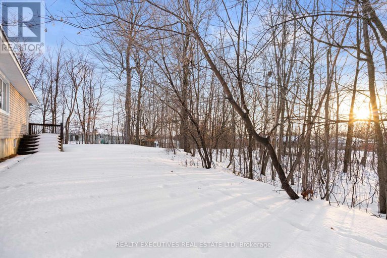 29240395/7725-lawrence-street/vernon/ottawa/ontario/K0A3J0_48