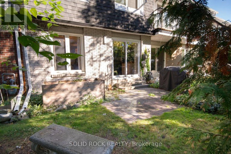 28965258/3-63-ramsgate-private/mooneys-bayriverside-park/ottawa/ontario/K1V8M4_10