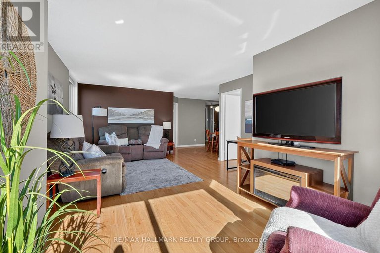 28942528/1207-80-sandcastle-drive/leslie-park/ottawa/ontario/K2H9E7_21