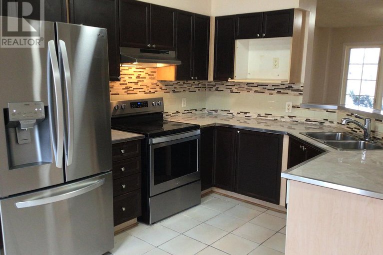 29119256/1586-duplante-avenue/fallingbrookpineridge/ottawa/ontario/K4A4A1_8