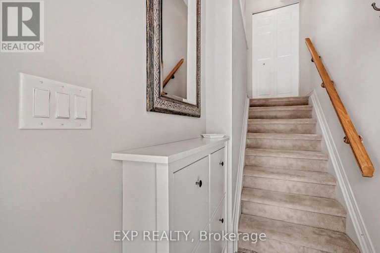 29575079/211-gershwin-private/westcliffe-estates/ottawa/ontario/K2H1G6_4