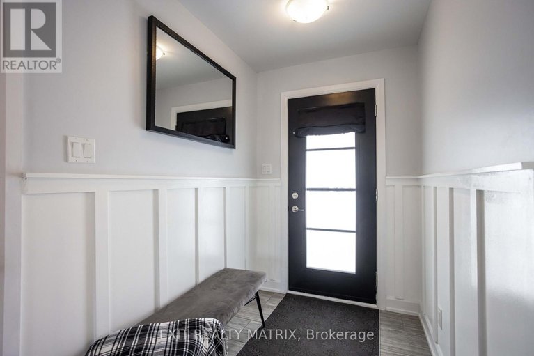 29581127/273-central-park-boulevard/village-of-russell/russell/ontario/K4R0E9_2