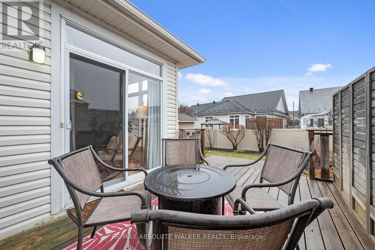 29633386/831-scala-avenue/notting-hillsummerside/ottawa/ontario/K4A4M2_47