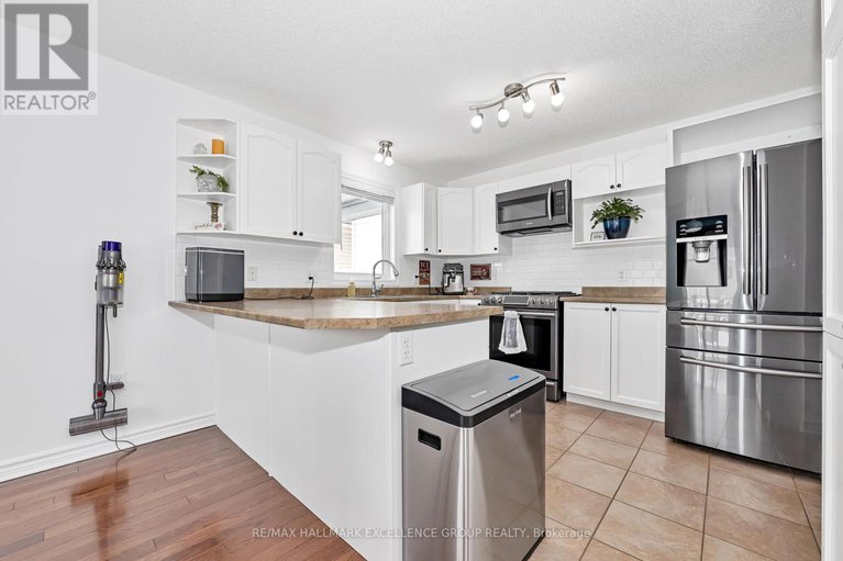 28146924/581-emerald-street/town-of-rockland/clarence-rockland/ontario/K4K0B9_16