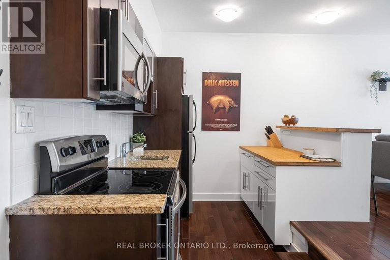 28637796/102-360-cumberland-street/lower-townbyward-market/ottawa/ontario/K1N0B1_5