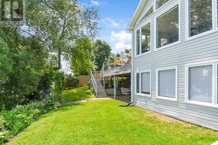 28311508/1435-county-road-2-road/augusta-twp/augusta/ontario/K0E1T0_44
