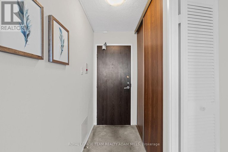 29053300/1707-1785-frobisher-lane/riverview-park/ottawa/ontario/K1G3T7_7